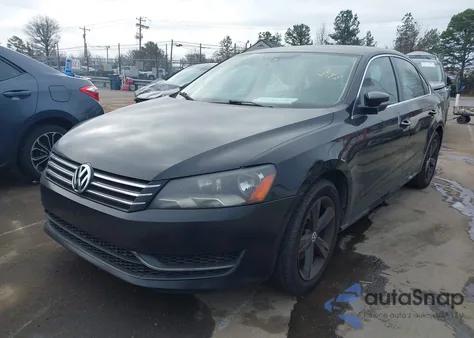 2013 Volkswagen Passat 2.5L Se z USA, uszkodzony, nr VIN 1VWBH7A39DC049265